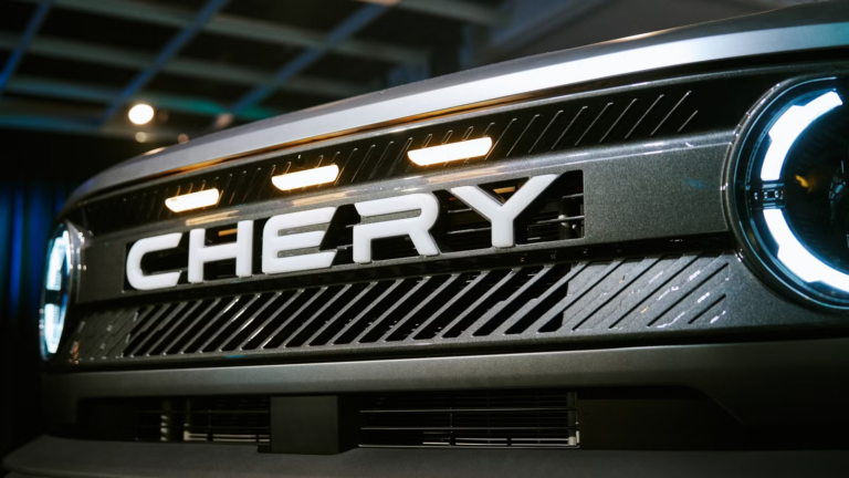 US Auto Industry Is Sitting On Its Hands Compared To China’s Insane Pace